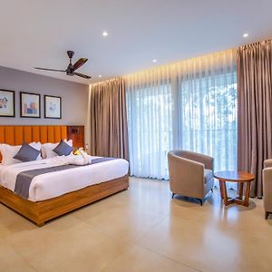Club Superior King Room